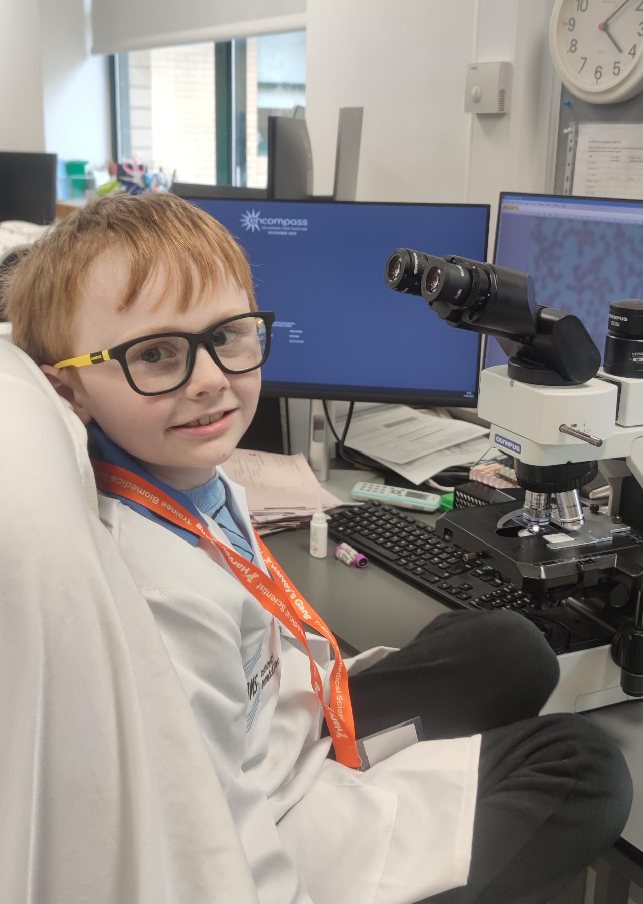 Microscope