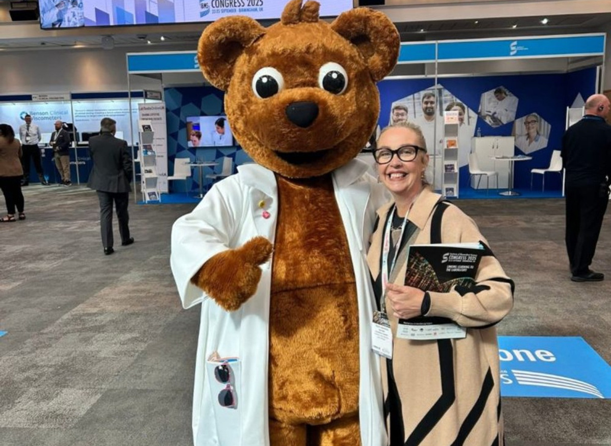 Harvey Bear with Senior Biomedical Scientist, Gayle Johnstone 