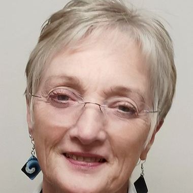 Dr Mairiead MacLennan