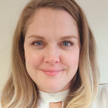 Dr Sarah Titchen