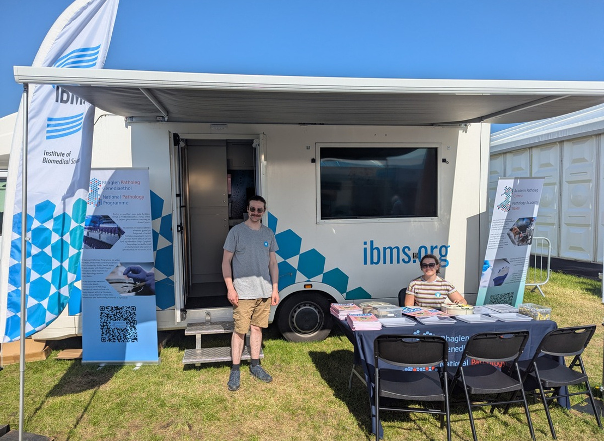 Learning Lab outreach stand