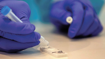 web_p32_Point-of-care-testing_Science-POCT-testing_CREDIT_Getty--1297402737.jpg