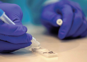 web_p32_Point-of-care-testing_Science-POCT-testing_CREDIT_Getty--1297402737.jpg