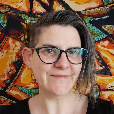 Dr Lizzie Hill