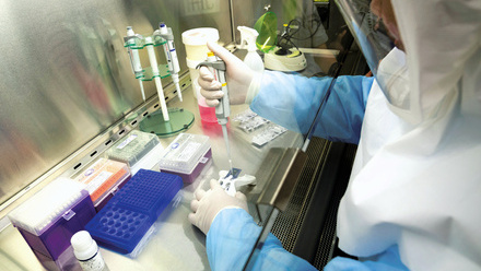 web-p40-41-biochem-samples-scientists-explain-covid-19-test-kits-at-the-cbrne-laboratory-credit-getty-1205272817.jpg