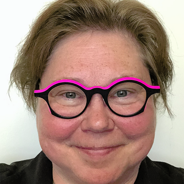 Dr Riina Richardson